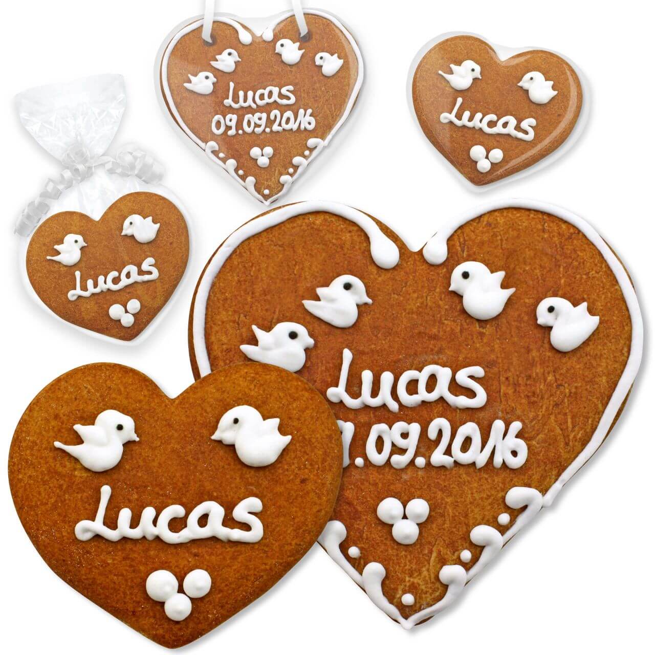 Gingerbread heart name card for wedding