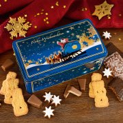 Lebkuchentruhe "Weihnachtsmann" umgeben von Spekulatius, Lebkuchen, Plätzchen und Weihnachtsdeko