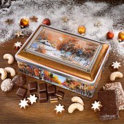Lebkuchen Geschenktruhe im Weihnachtsdesign mit Lebkuchen, Lebkuchenkonfekt und winterlichem Gebäck