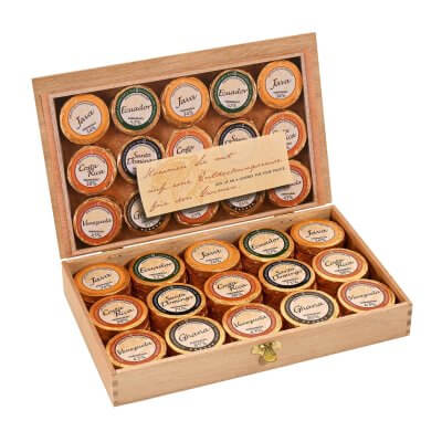 Schokoladen Mischung in Holzbox als Geschenk