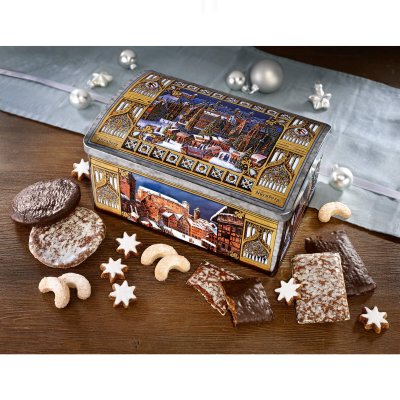 Lebkuchen-Truhe silber gefüllt mit Elisenlebkuchen, Zimtsternen und Vanillekipferl als weihnachtliches Geschenk