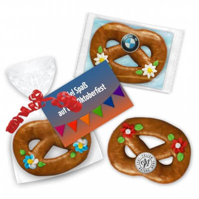 Overview of the packages from pretzel with advertising card